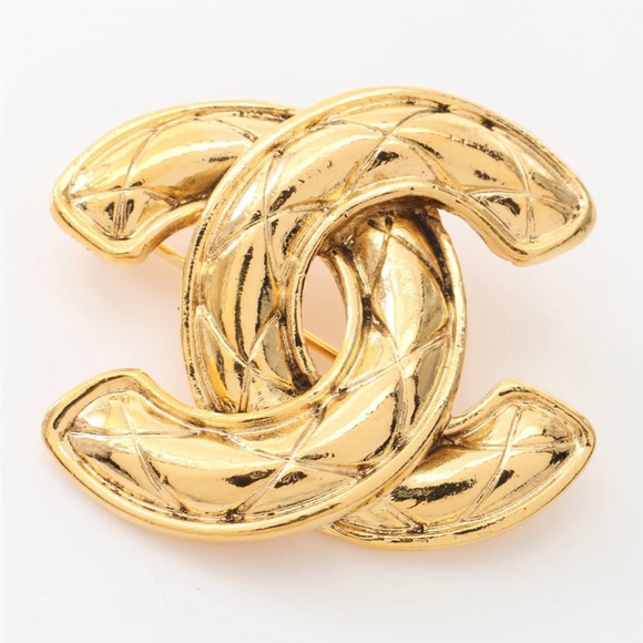 PI1 Vintage Gold Chanel Matelasse Brooch Pin - Picture 9 of 10